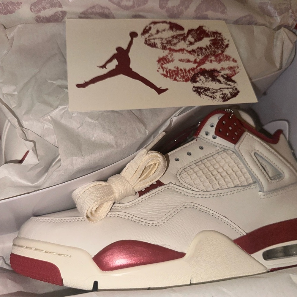 S🚫LD 🆕inBox “Air Jordan 4 Retro Valentine” Size Wmns 10 Men 8.5 - Picture 2 of 14